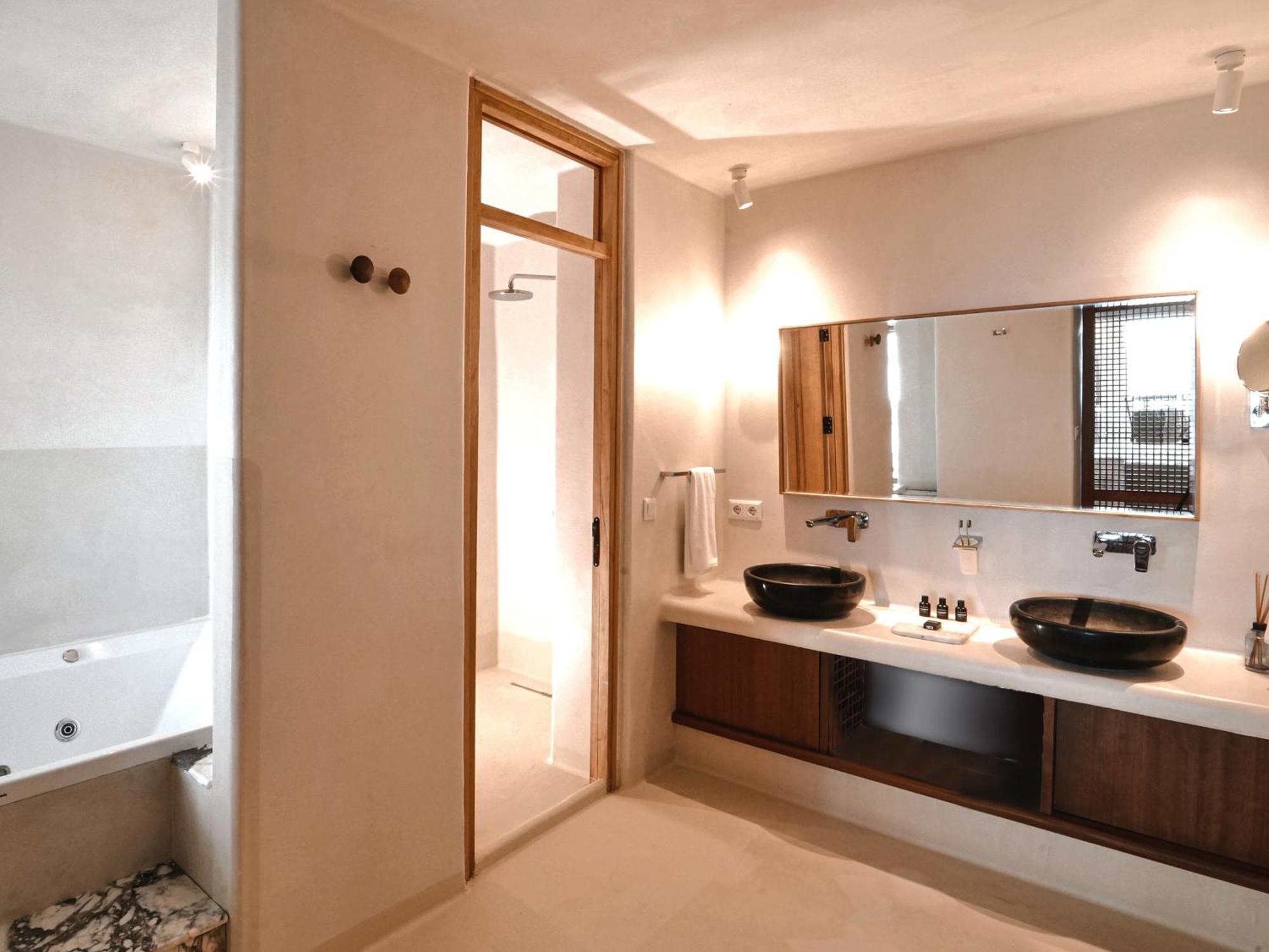 Perios Beach House - Adults Only Turunc Room photo